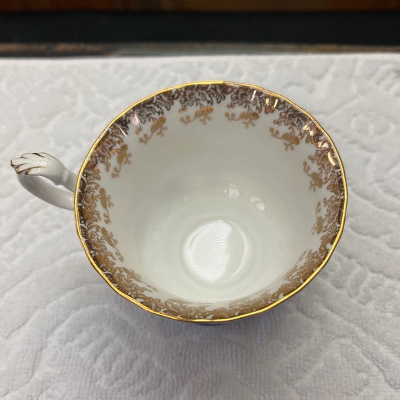 Vintage 1970’s Royal Albert Bone China Cobalt Blue/Gold  Cup/Saucer Regal Serie. - Picture 10 of 14